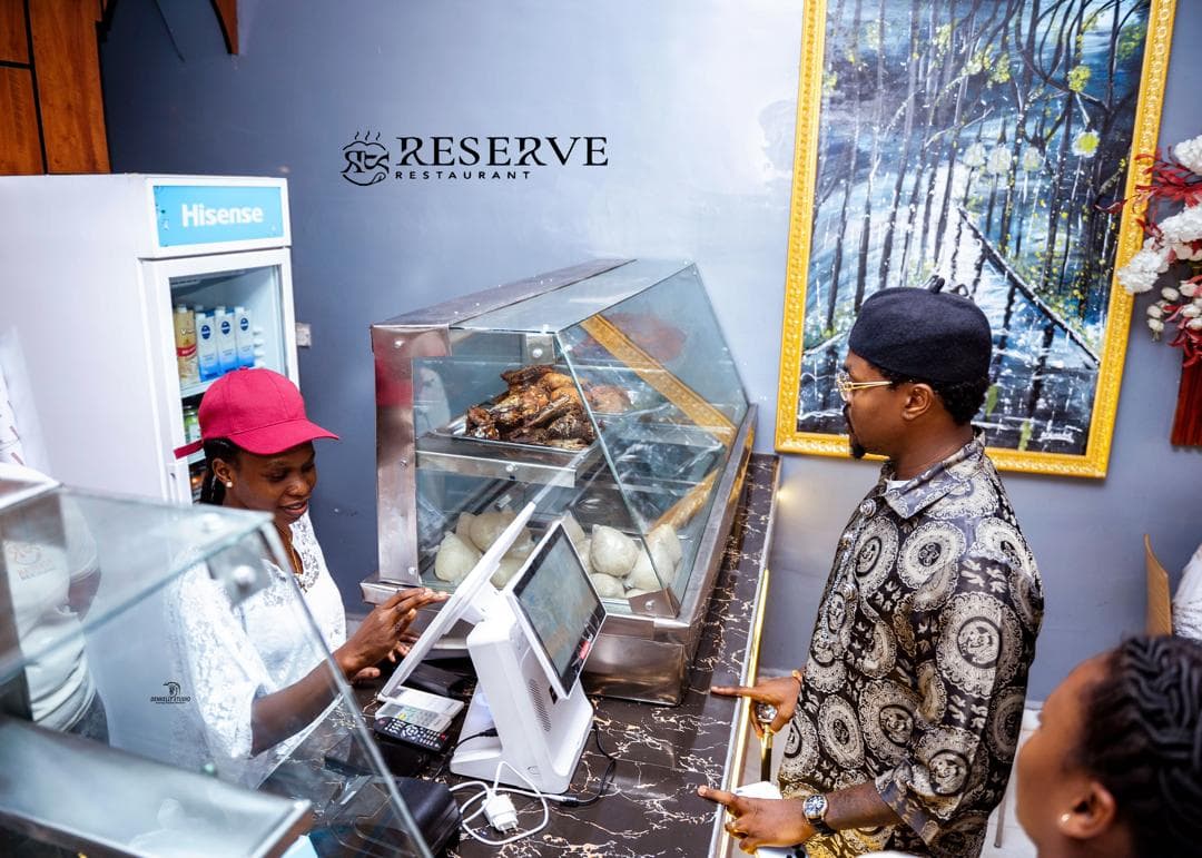 B-Lord at the Reserve counter